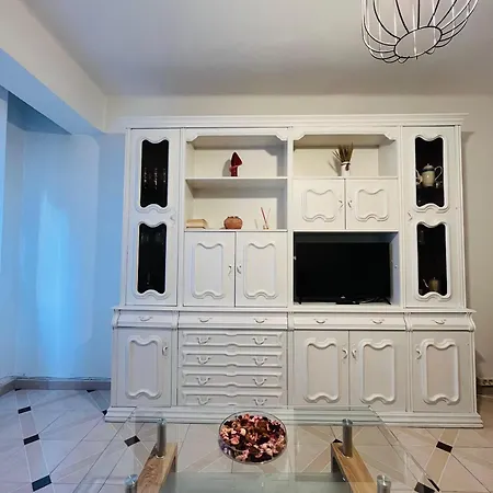 Apartamento Equipado En By Bebalmy
